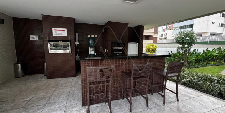 bar-com-churrasqueira-forno-de-pizza