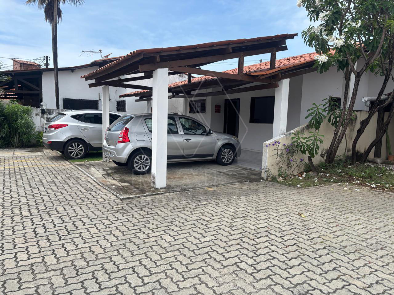 Vendo casa em condomínio com 3 quartos, 530 mil